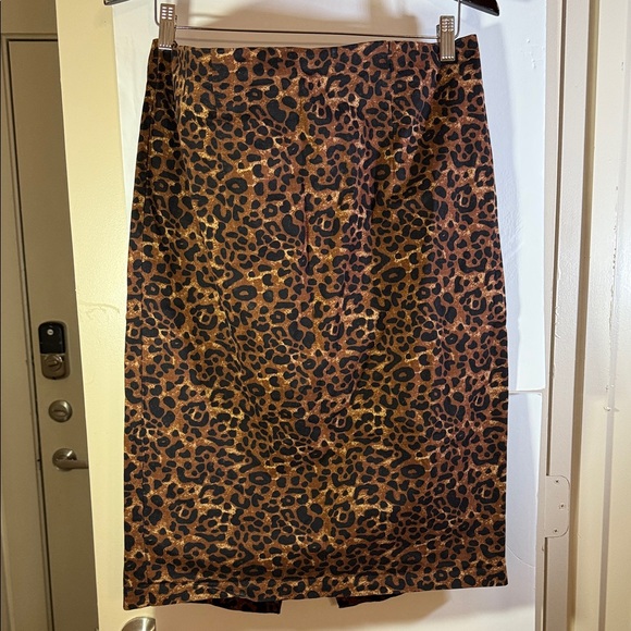 Leopard Print Women's Skirt Plus Size 16 97% cotton - Picture 2 of 6